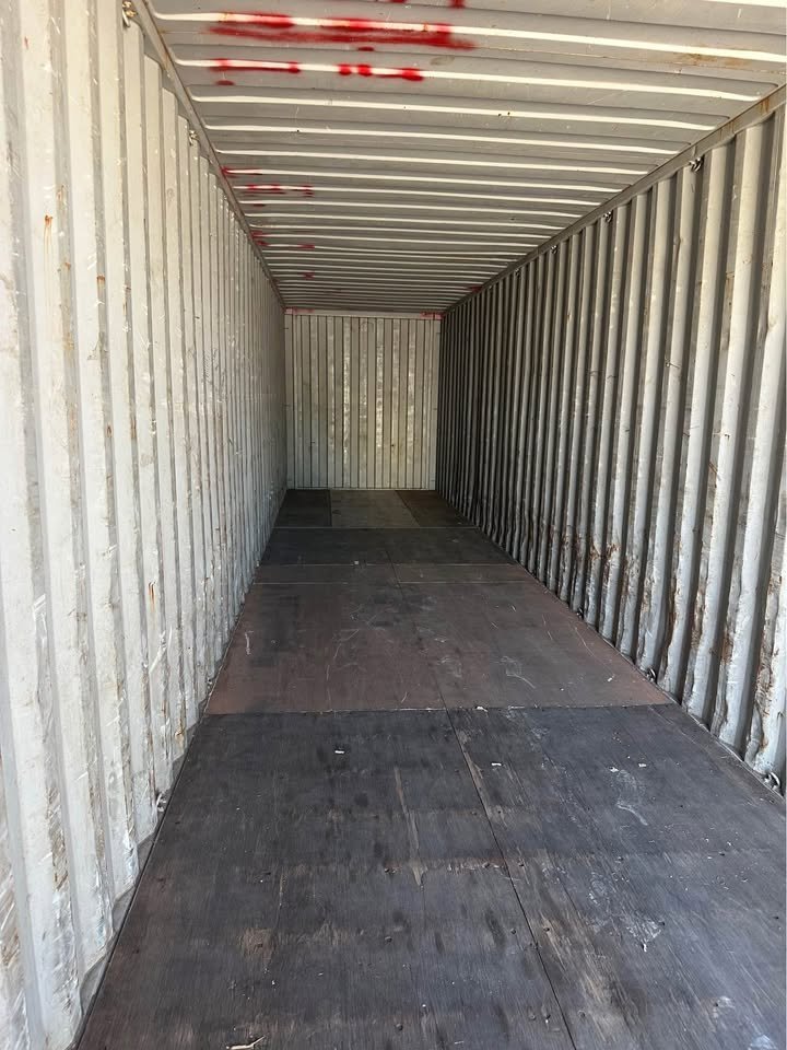 40 High Cube Shipping Container – Solid & Spacious! - Image 5