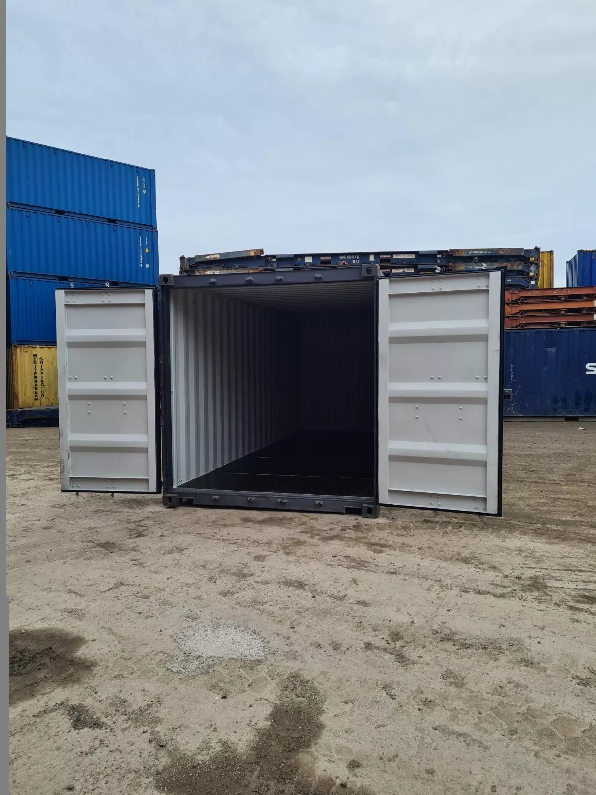 20ft 1-Trip Shipping Containers | Additional Benefits – Nation wide Delivery - Image 2