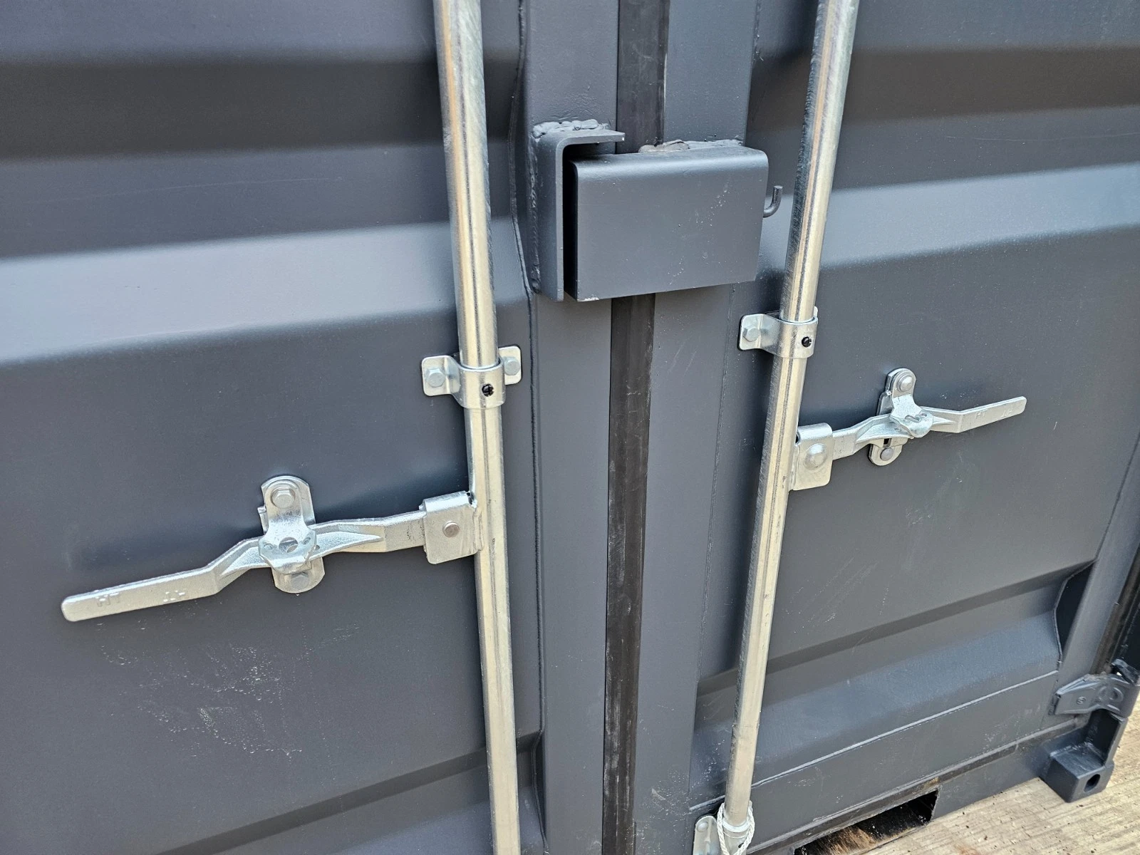 8′ Shipping Container Site Safe Lock Up Box Toolbox 8ft Workshop Shed Office - Image 6