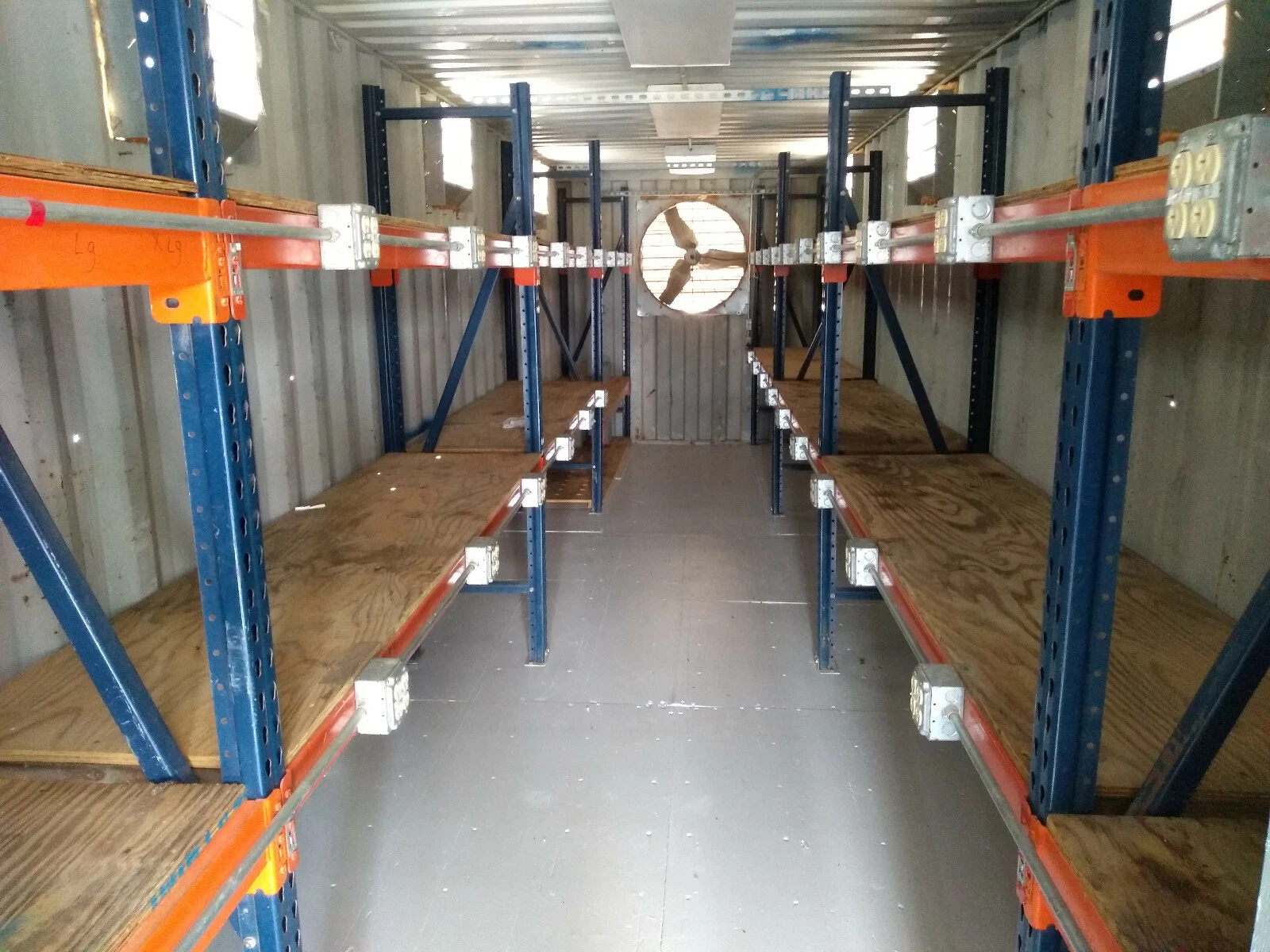 40 ft Container Shop – Climate Controlled Office + Inventory Storage / Racking - Image 10