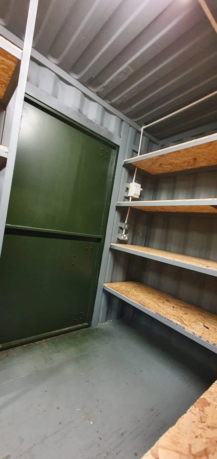 20 x 8Ft 9ft 6 high cube Container, With Anti Condensation, Lighting & Shelving. - Image 3